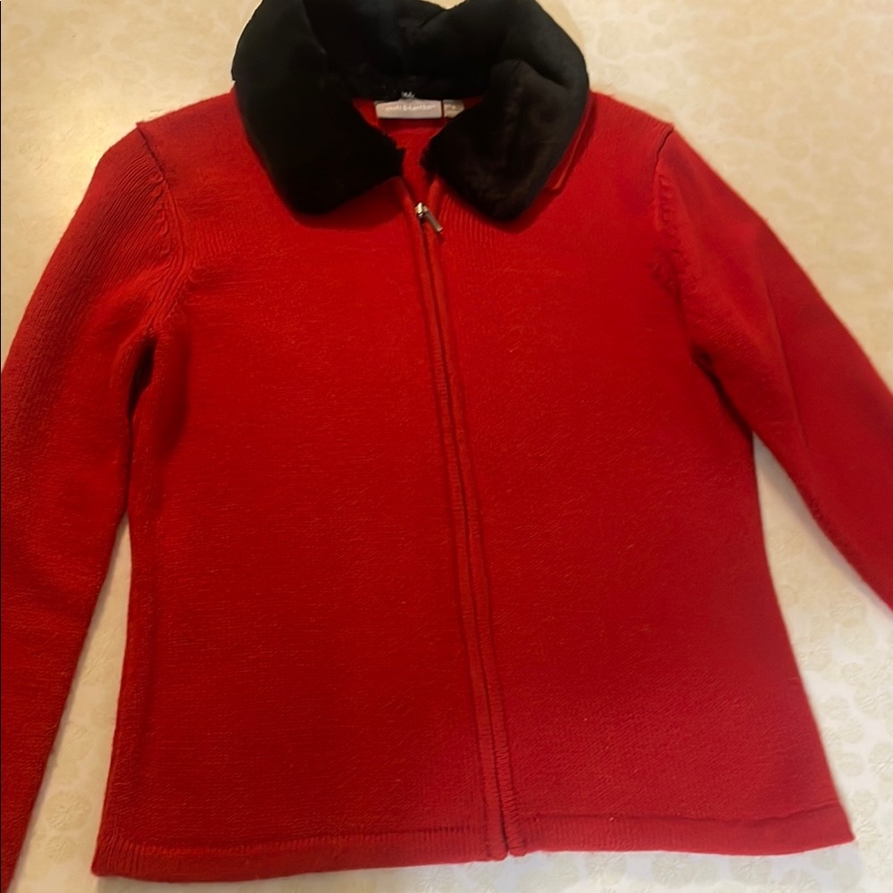 Zip up cardigan with faux fur collar